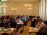 Im Spielsaal: 48 Spieler, 13 Runden, 3 Tage - das ist die Berliner Scrabbinale.