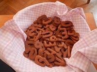 Schale mit Russisch Brot
