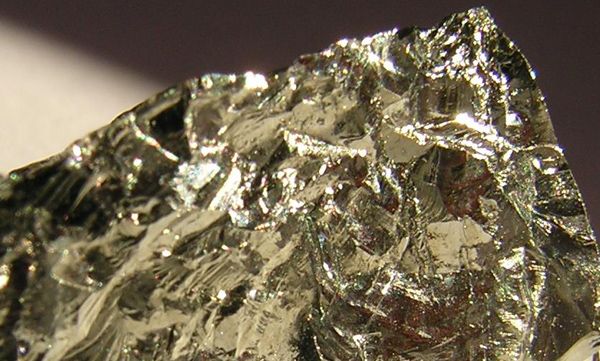 Ein chemisches Element aus der Gruppe der Halbmetalle: Germanium