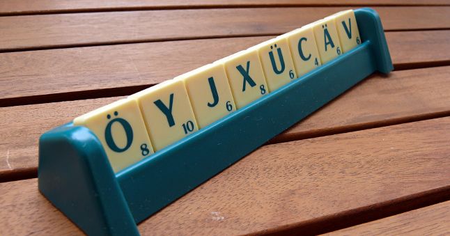 So sortierst du die Problembuchstaben im Scrabble am besten